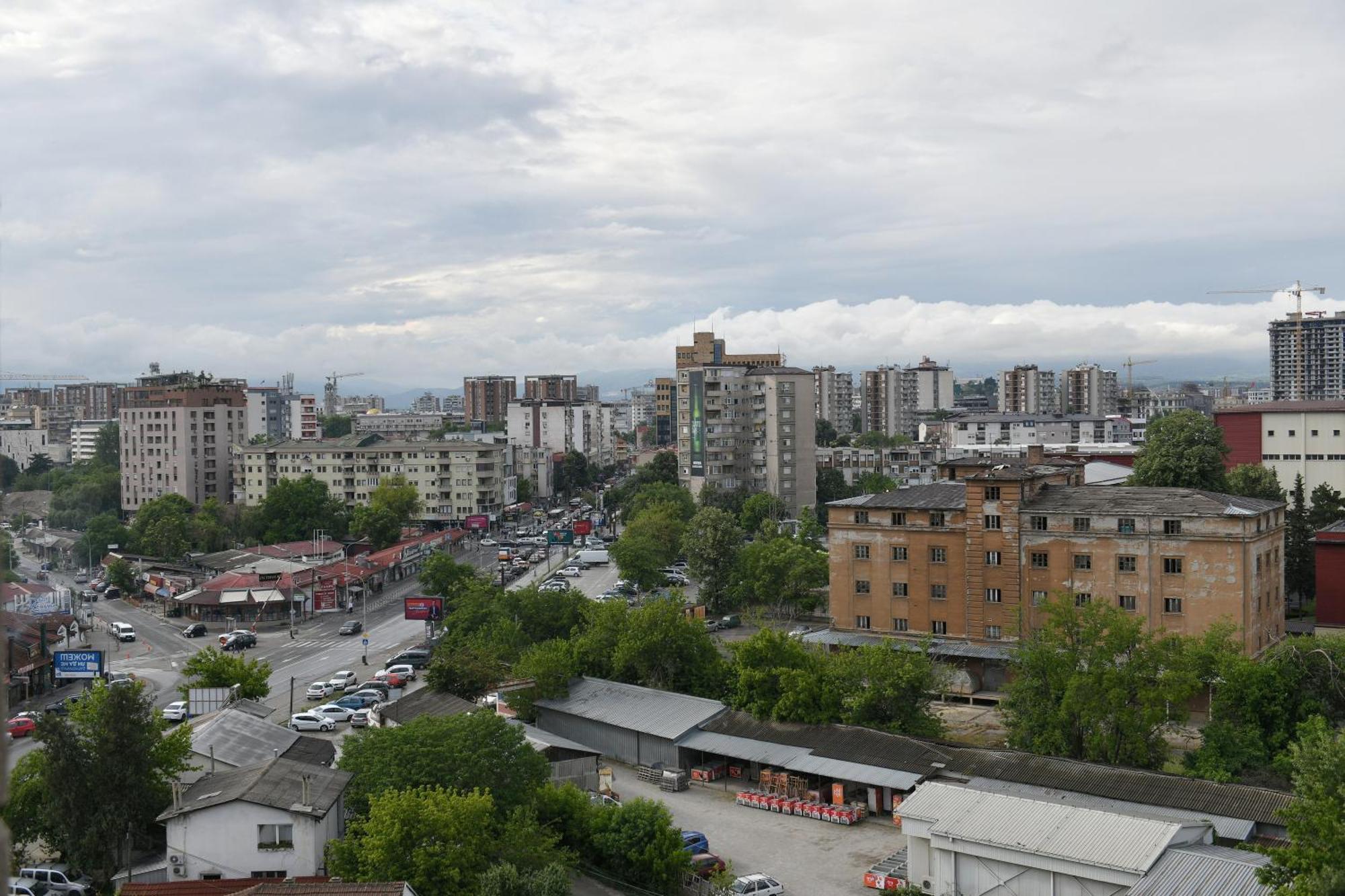 Skopje Starlight Apartments - Flatiron Luaran gambar