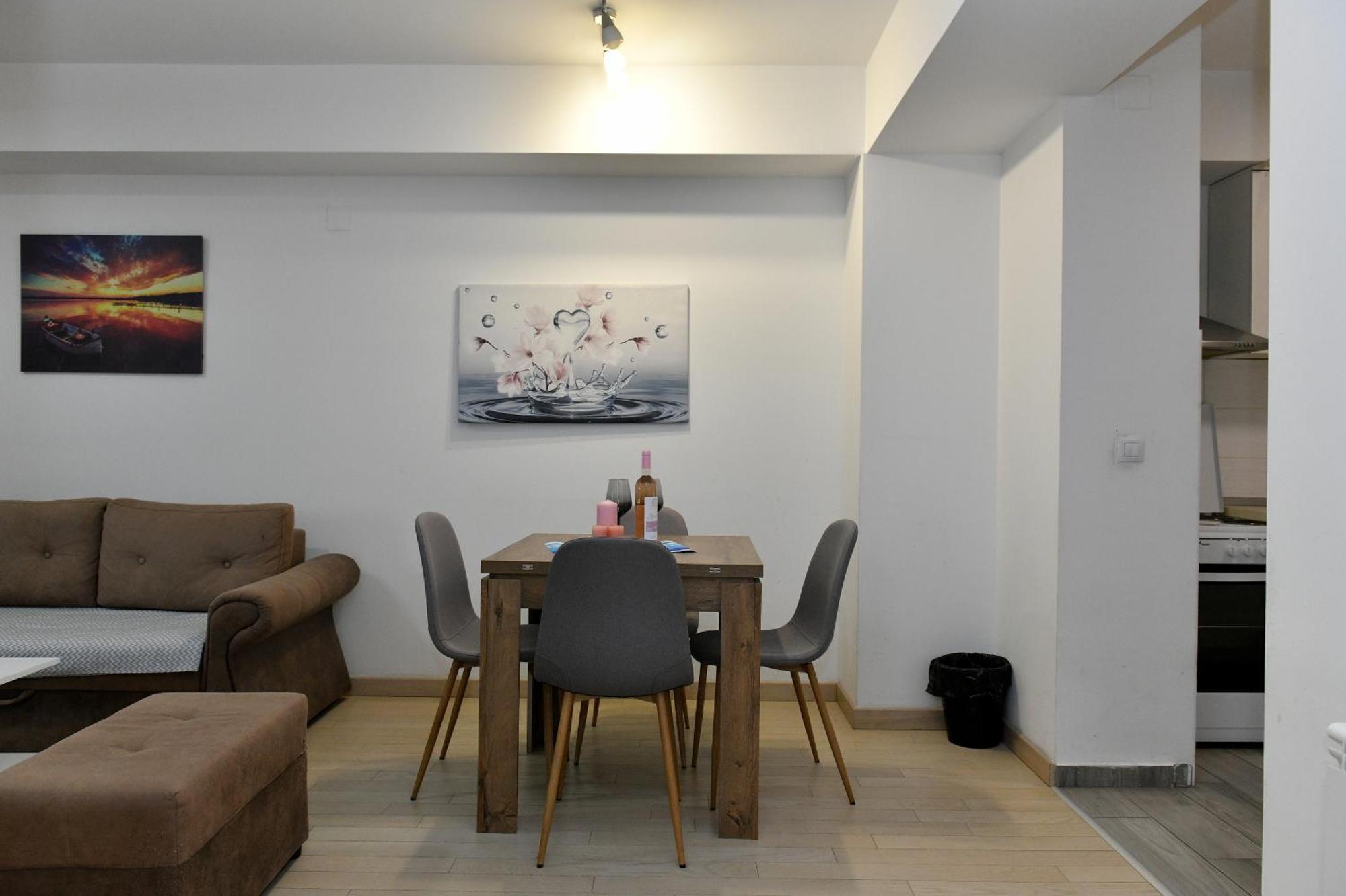 Skopje Starlight Apartments - Flatiron Luaran gambar